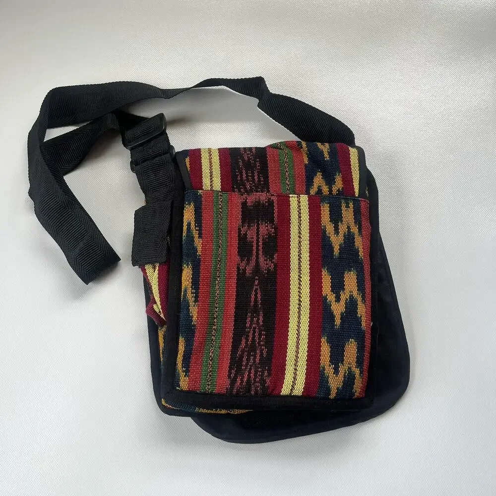 Upavim Crafts Crossbody Boho Bag Festival Fair Trade Guatemala Artisan New